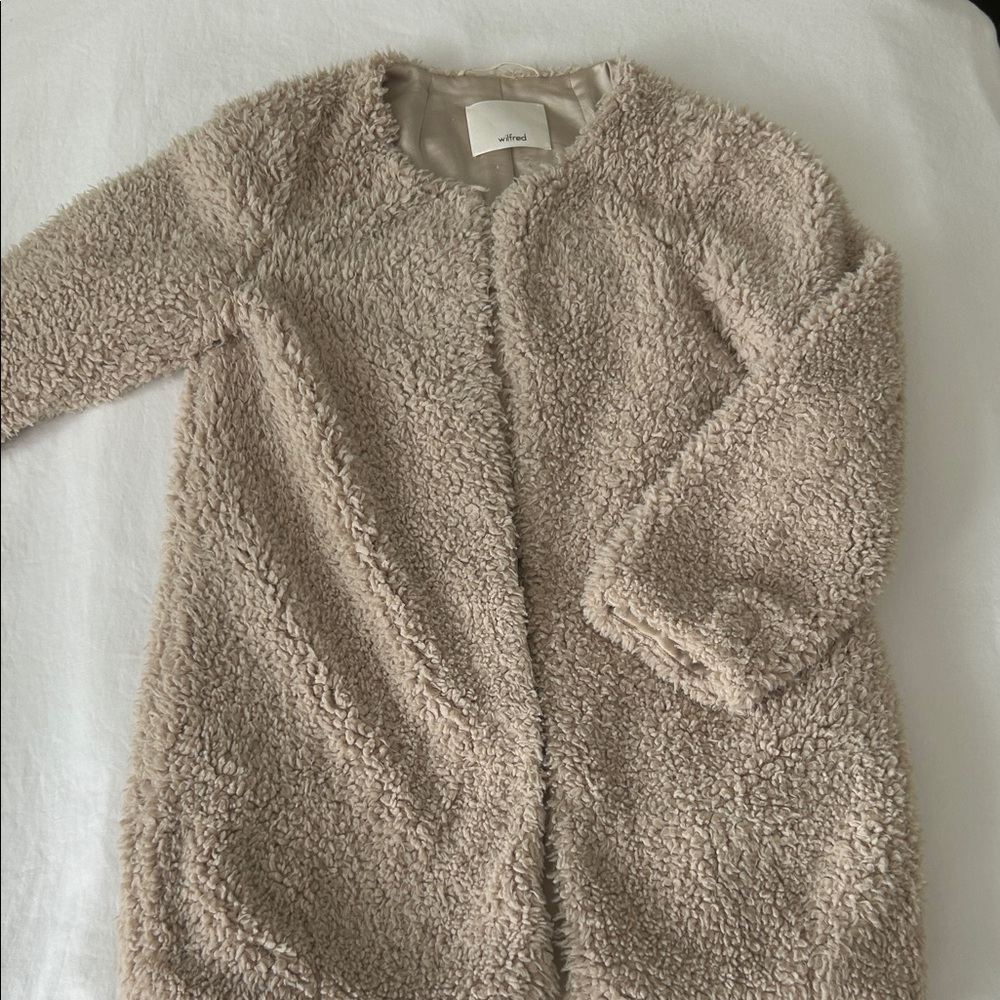 Wilfred Aritzia Teddy plush Coat S Medium-Taupy Beige